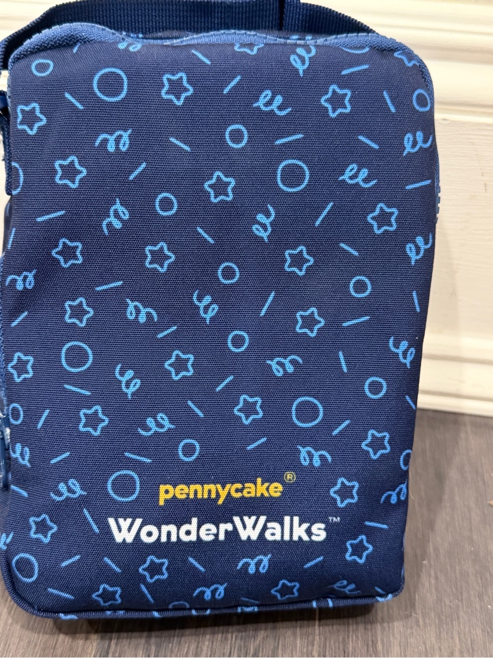 NWT Pennycake WonderWalks Kids Navy Patterned Crossbody Bag with Activities Toy - Picture 2 of 4